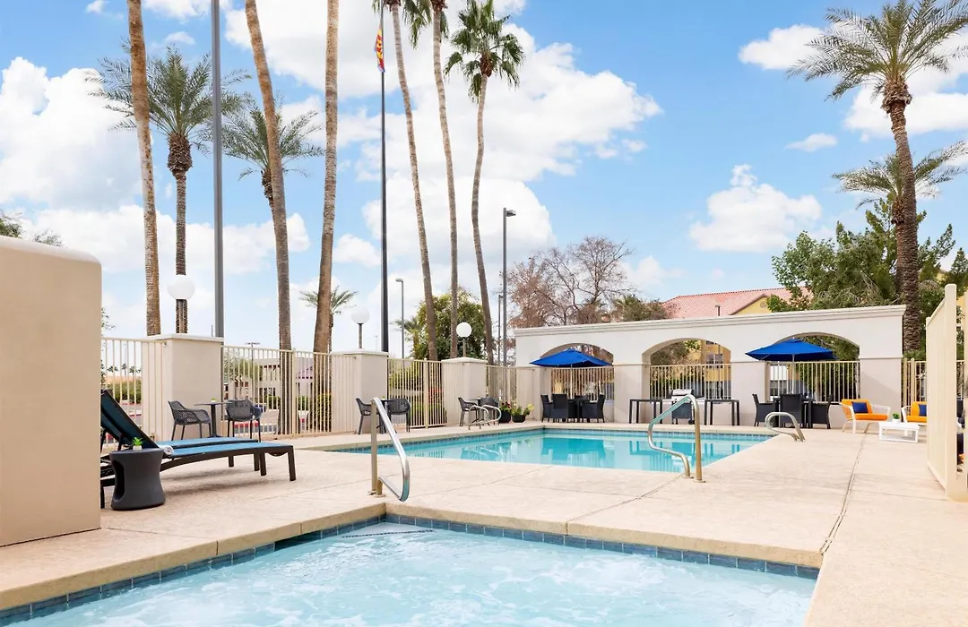 Hampton Inn Phoenix-Chandler-1