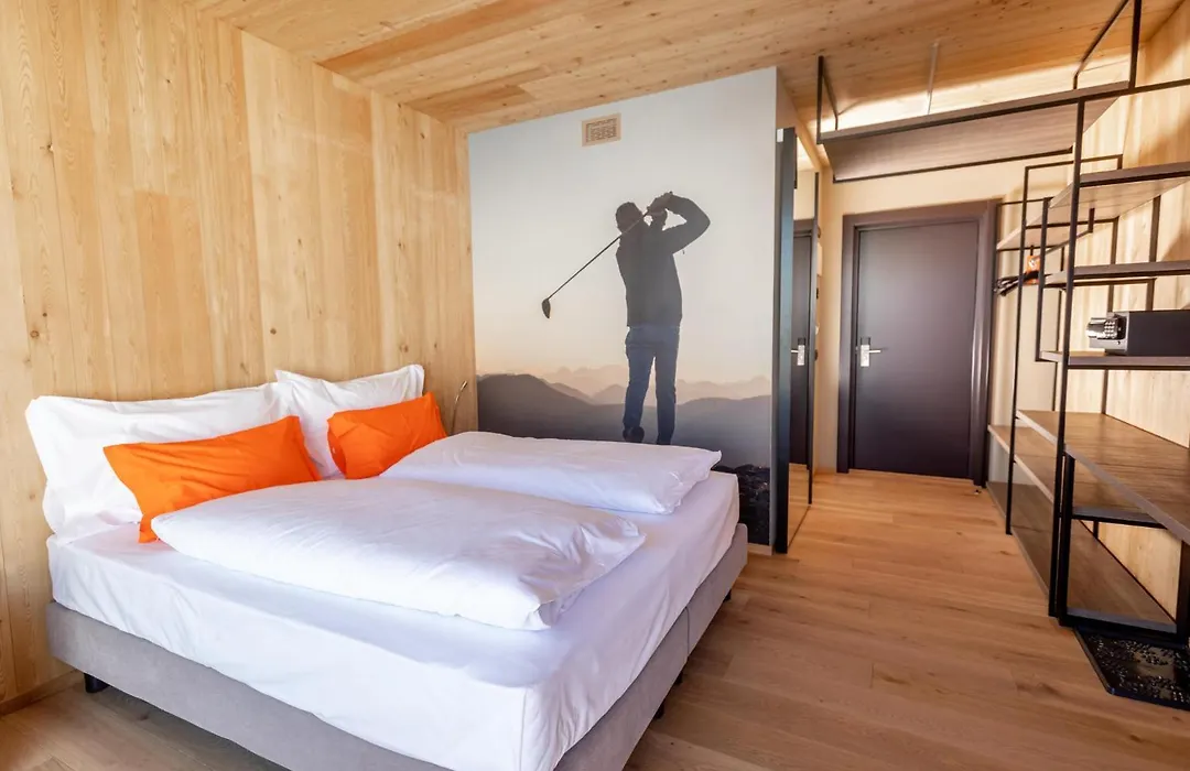 Montivas Lodge-1