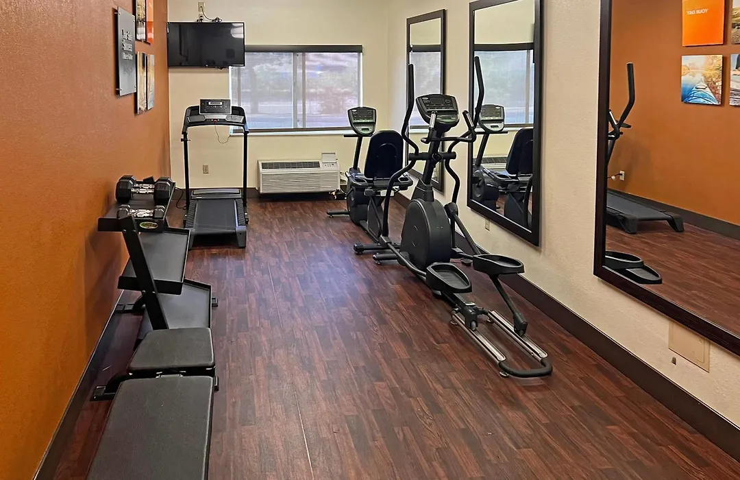 Comfort Suites Peoria Sports Complex-1