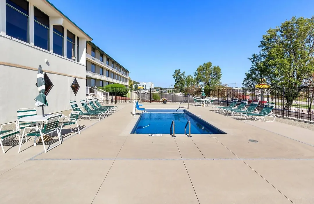 Comfort Inn Somerset-1