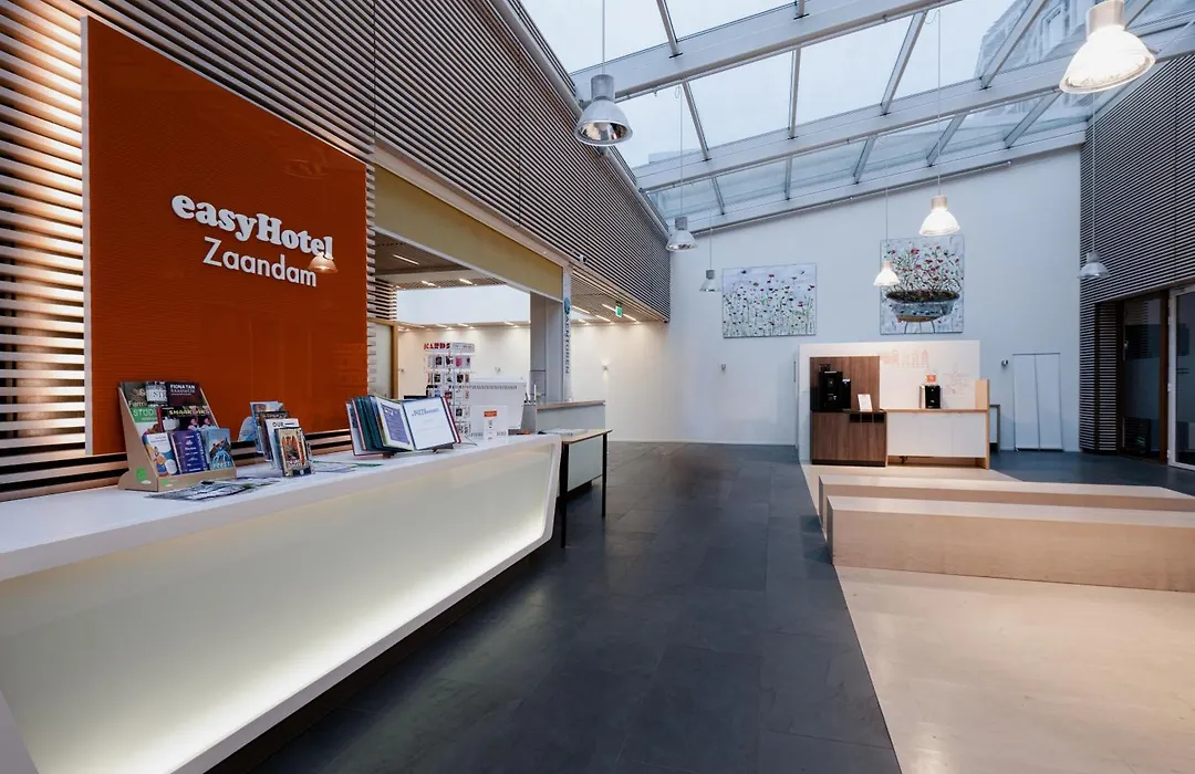 easyHotel Amsterdam Zaandam-1