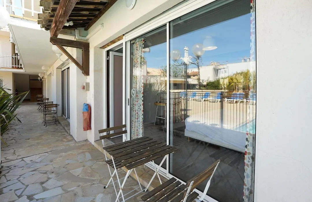 Amerique Hotel Palavas - Piscine - Plage-1