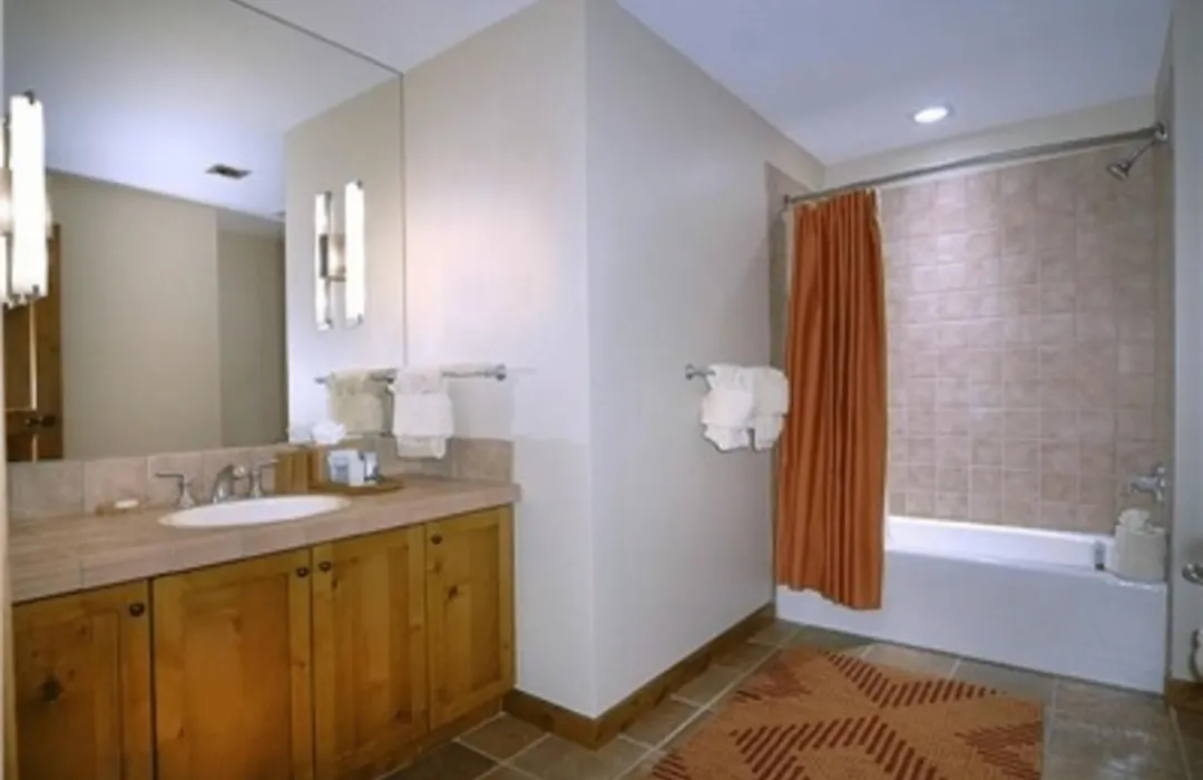 The Lodge At Mountaineer Square, A Vail Resorts Property-1