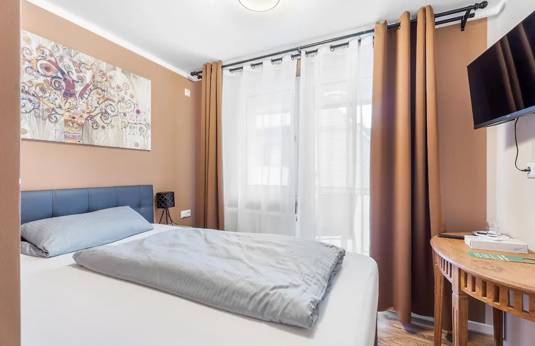 Wohlfühlhotel Alpenrose-1