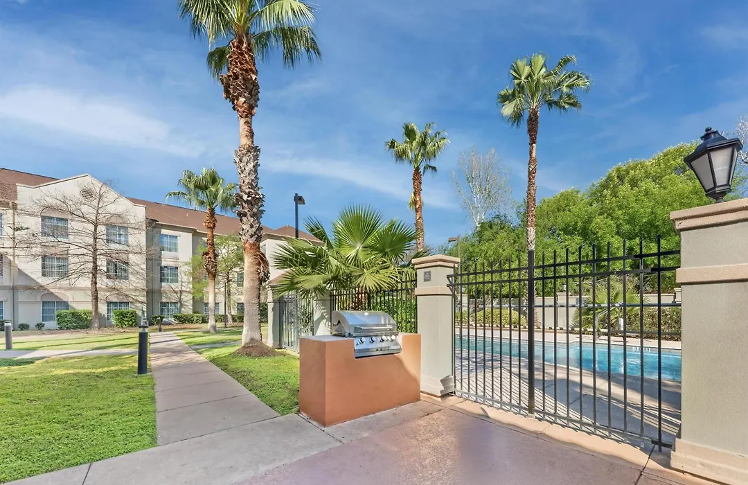 Homewood Suites Laredo At Mall Del Norte-1