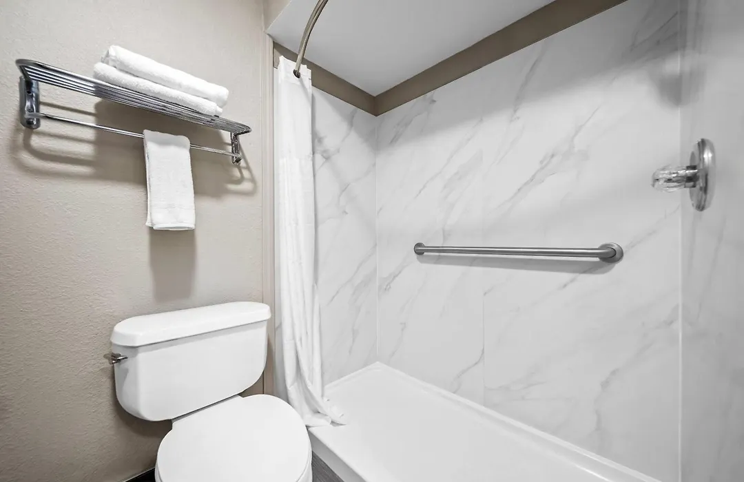 Days Inn By Wyndham Troy-1