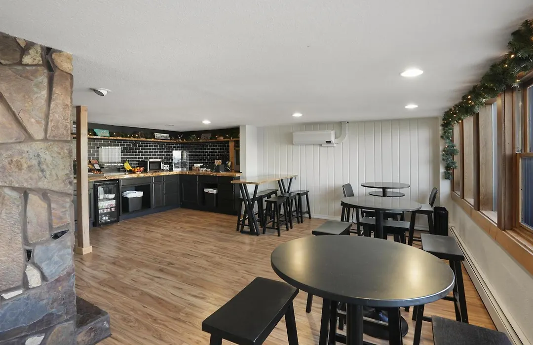 Americas Best Value Inn Polson-1