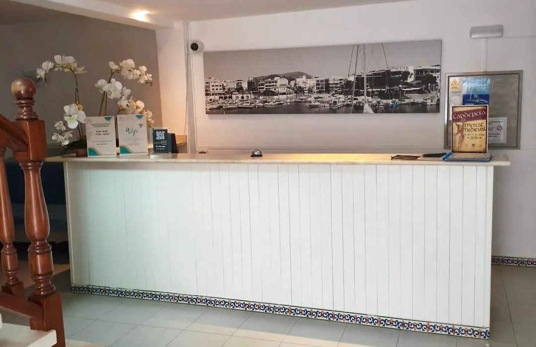 Hostal Cala Ratjada-1