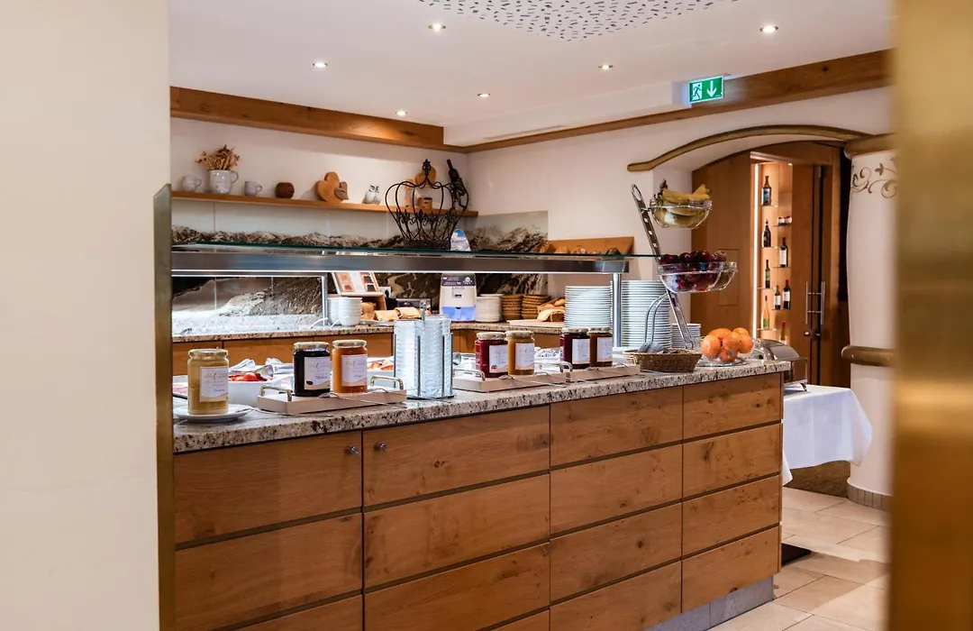 Liebes Caroline 4-Sterne-Hotel-1