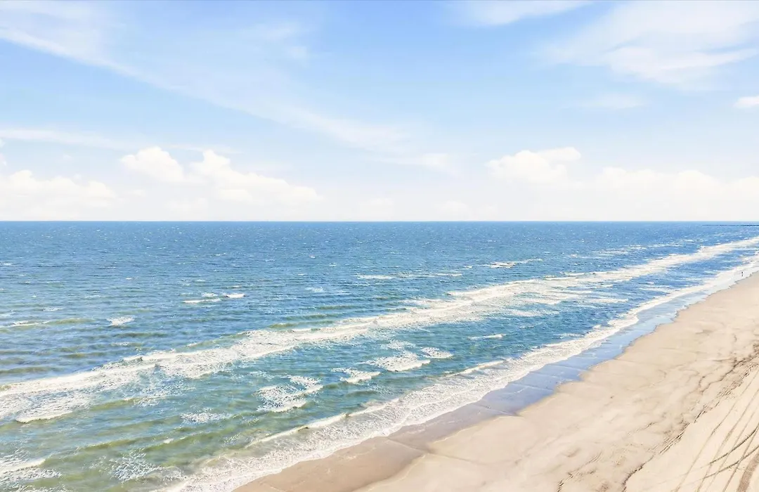 Coliseum Ocean Resort-1