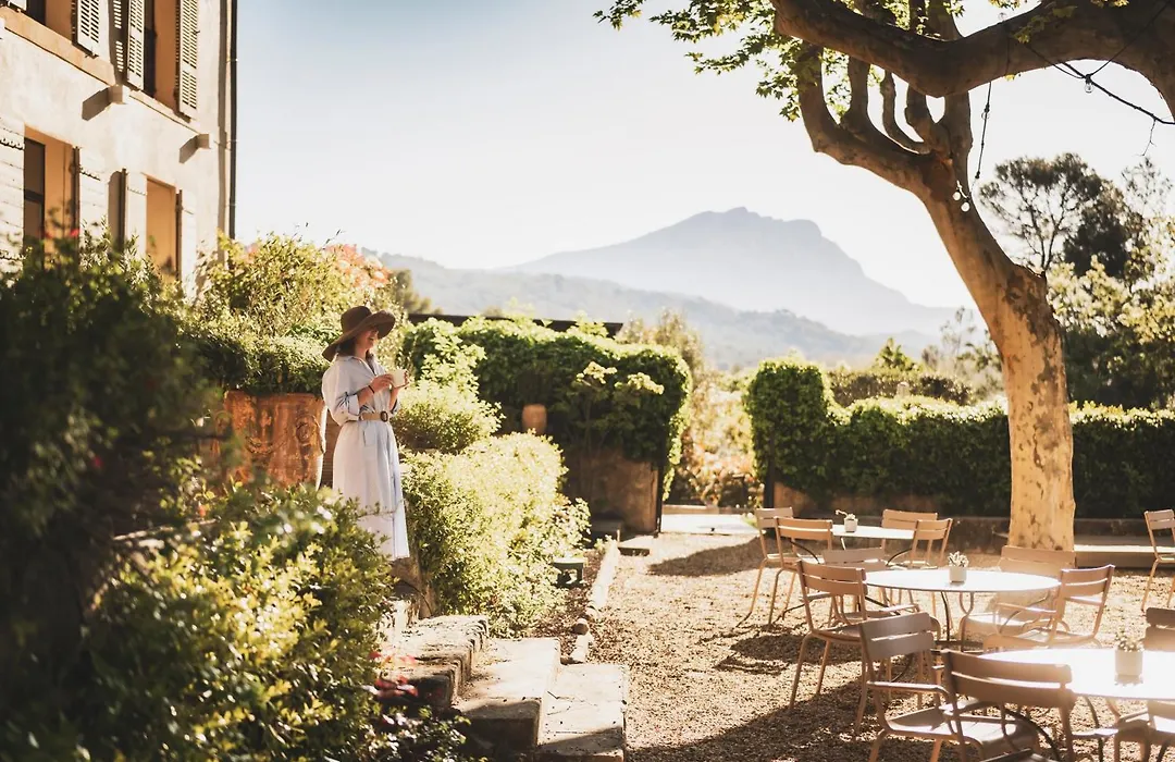 Les Lodges Sainte-Victoire Hotel&Spa-1