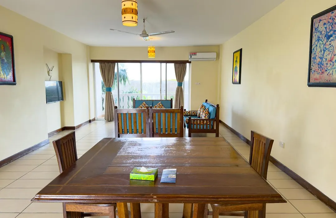 Cityblue Creekside Hotel & Suites-1