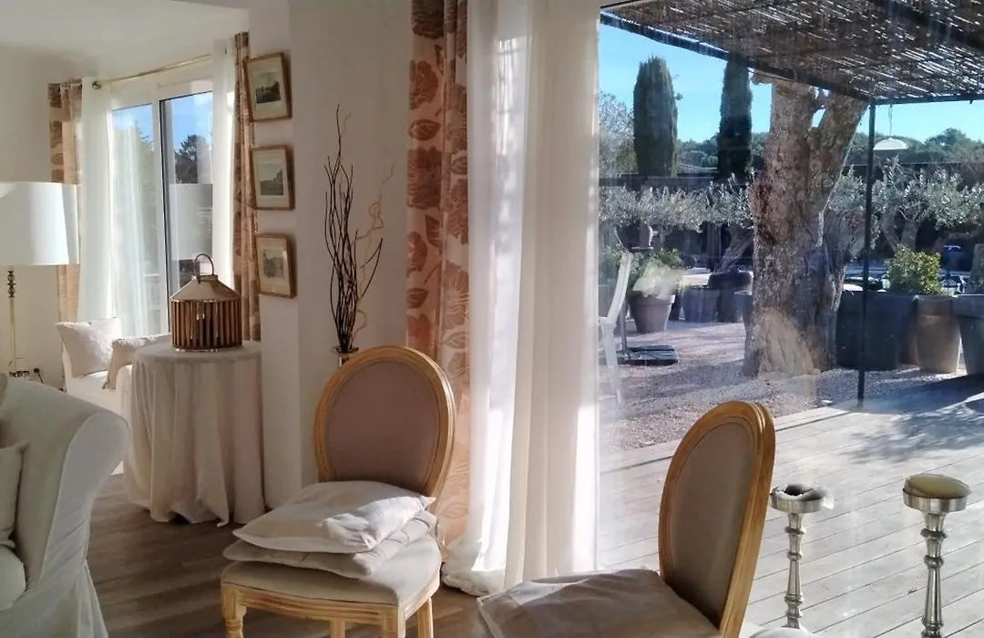 Guesthouse Le Mas de Cotignac-1