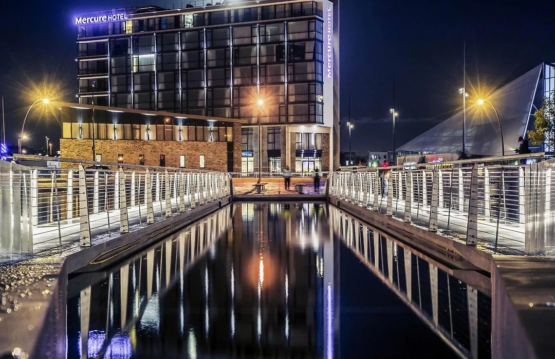 Mercure Cherbourg Centre Port-1