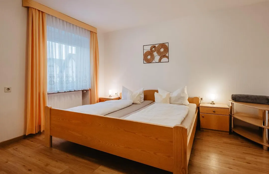 Landgasthof Altes Haus-1