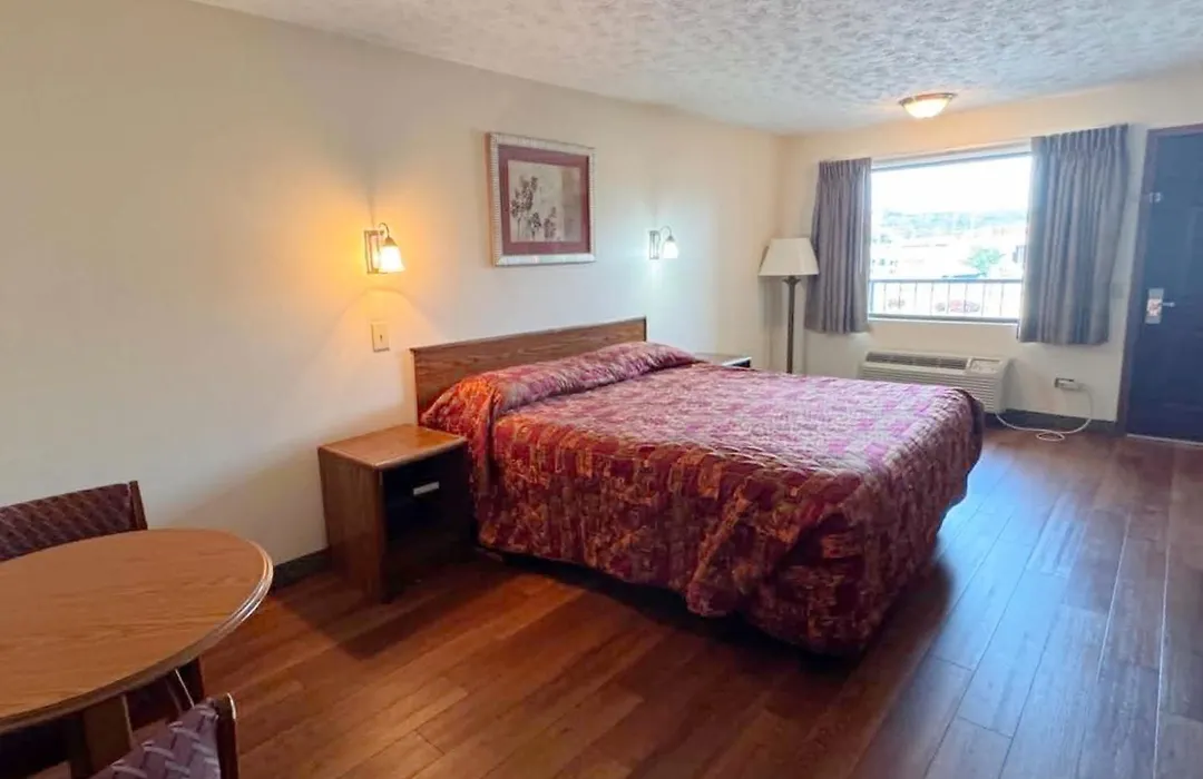 Landmark Inn On The River Sevierville-1