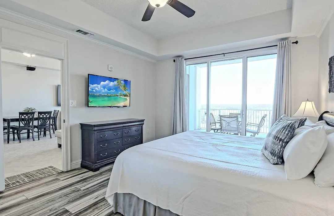 The Wharf 912-1