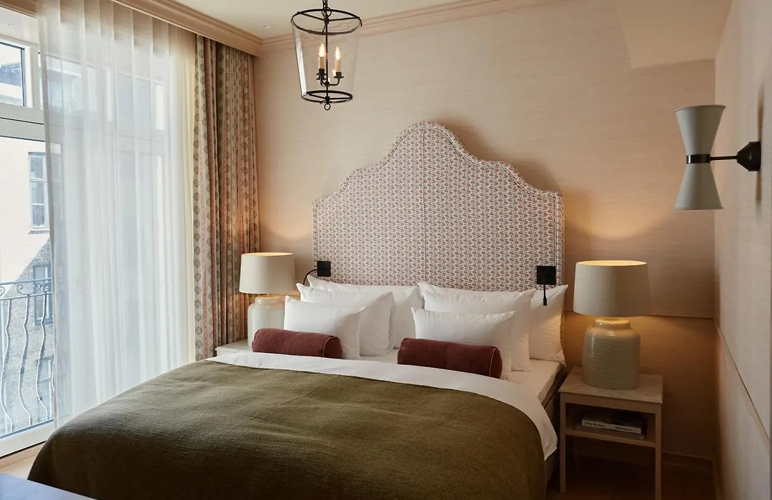 Henriks Hotel-1