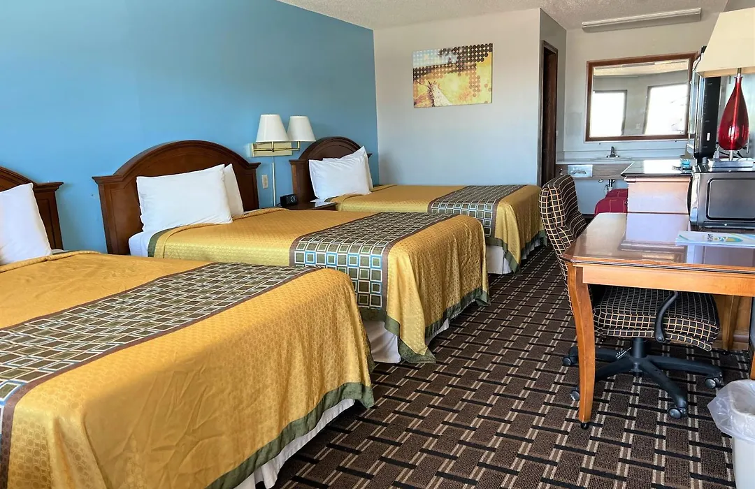 Lakes Inn-1