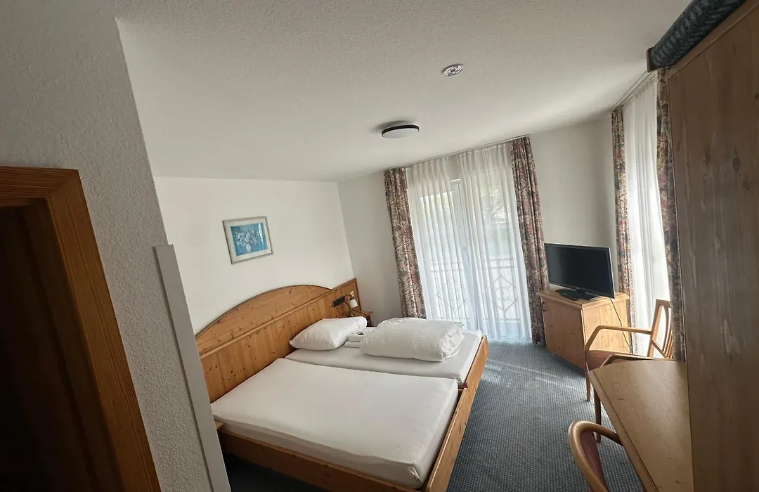 Landhotel&Gaststuben Zum Hasen-1