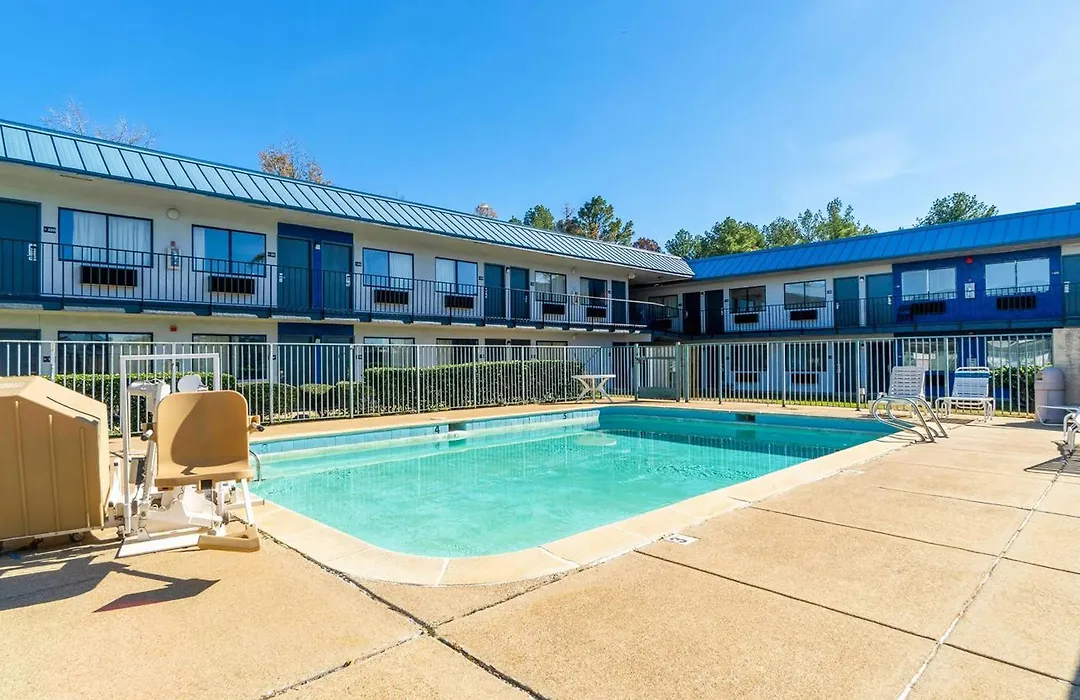 Xpress Inn & Extended Stays-1
