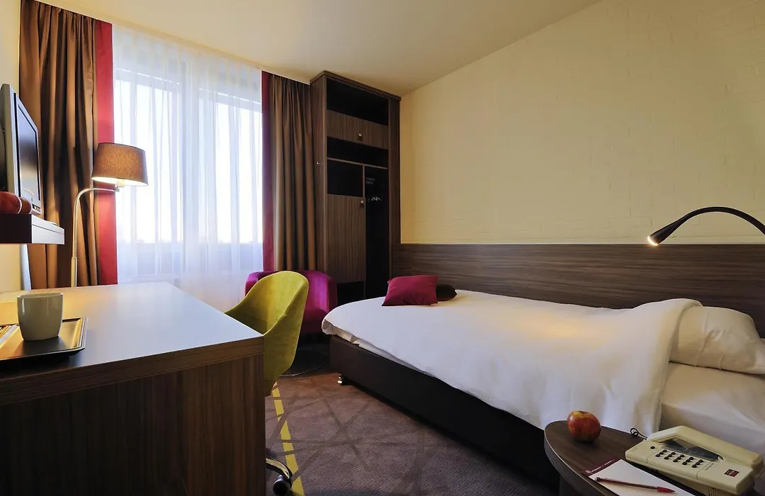 Mercure Hotel Groningen Martiniplaza-1