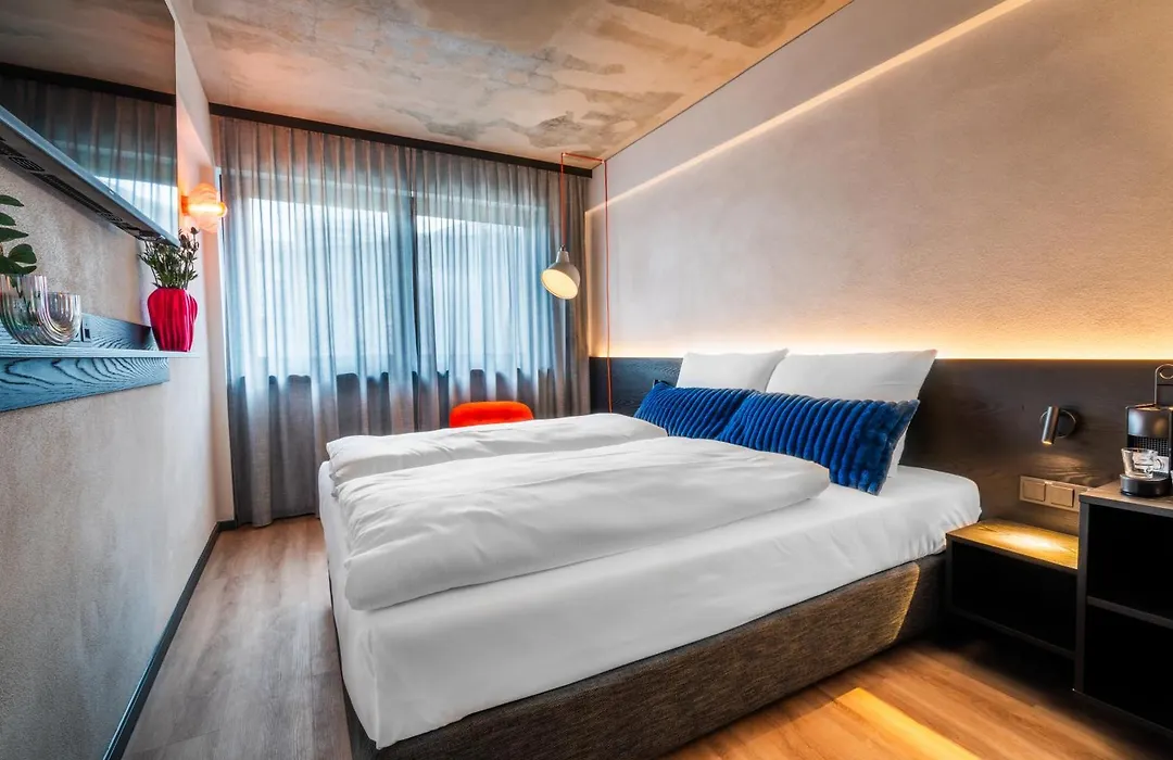 Savoy Hotel-1