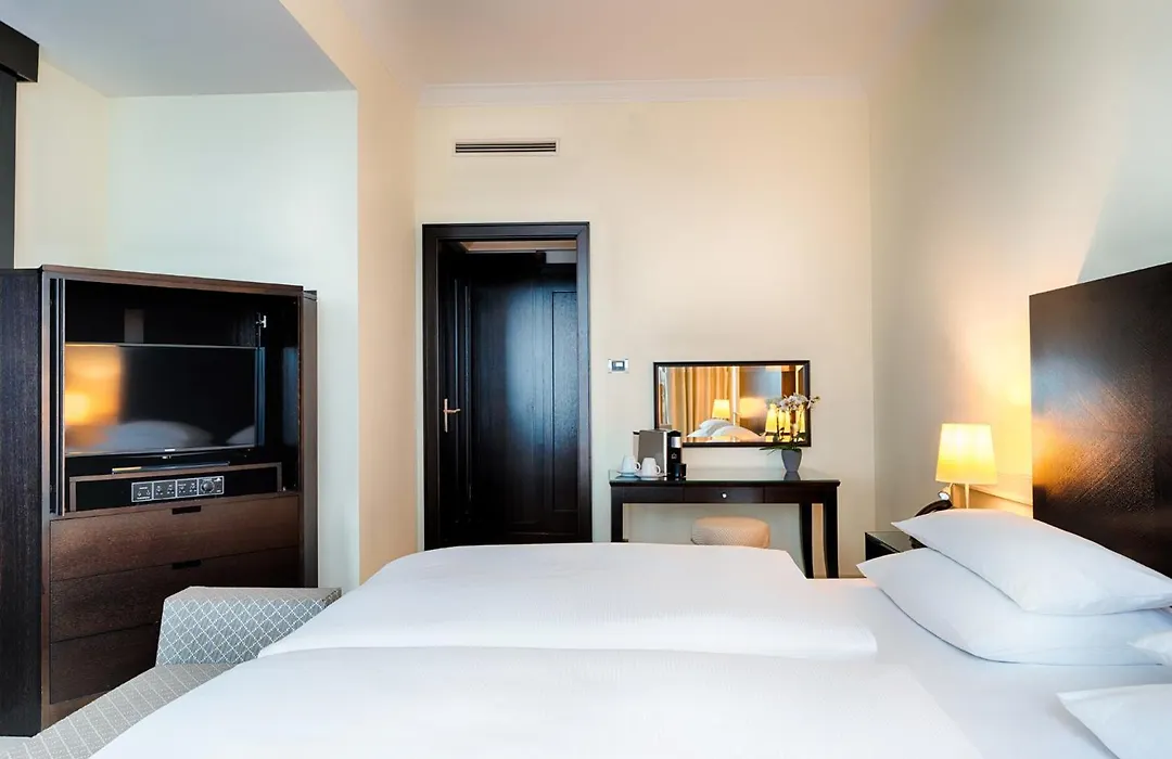 Welcome Parkhotel Euskirchen-1