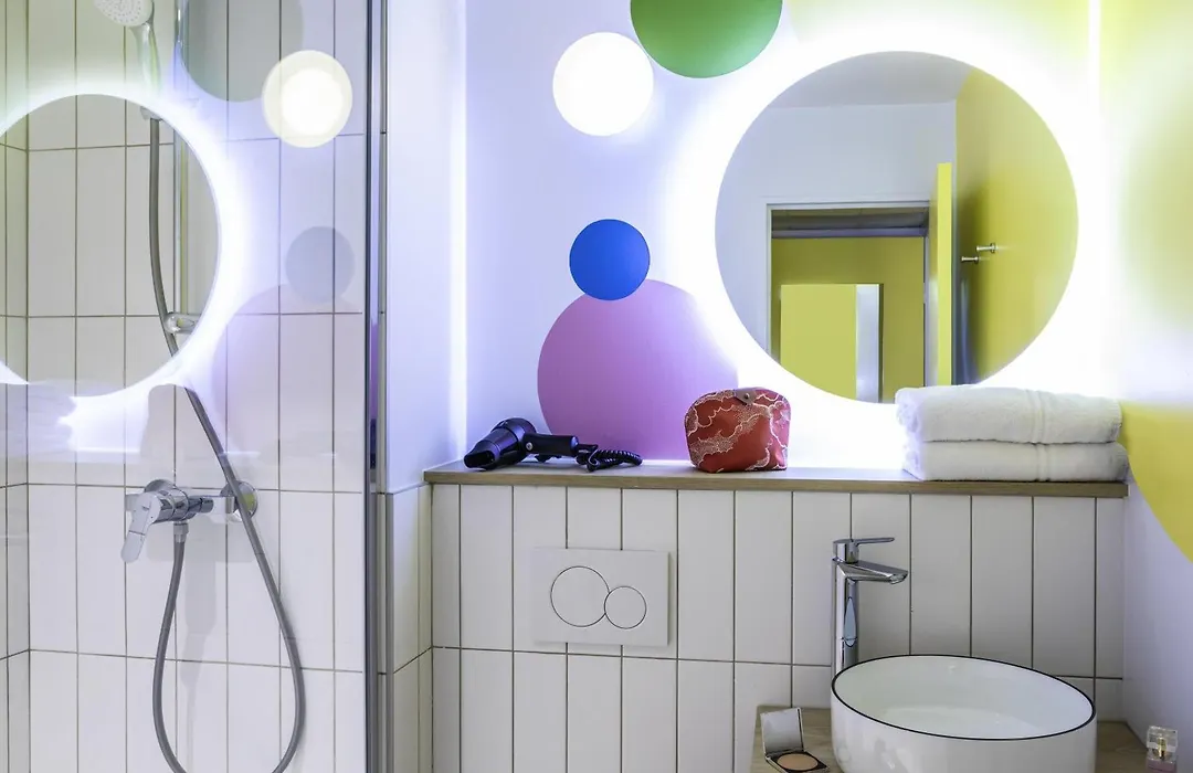 Ibis Styles Paris Saint Denis Pleyel-1