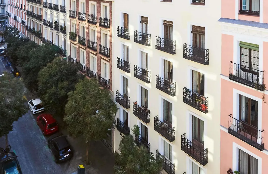 Ibis Styles Madrid Centro Maravillas-1