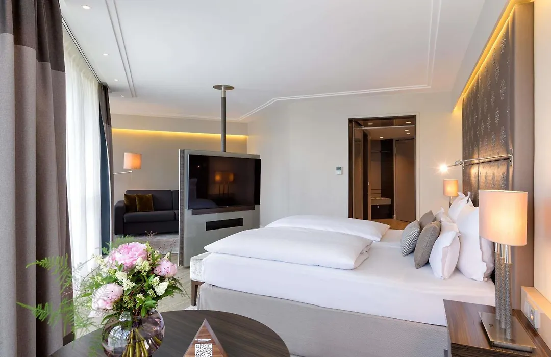 Pullman Munich-1
