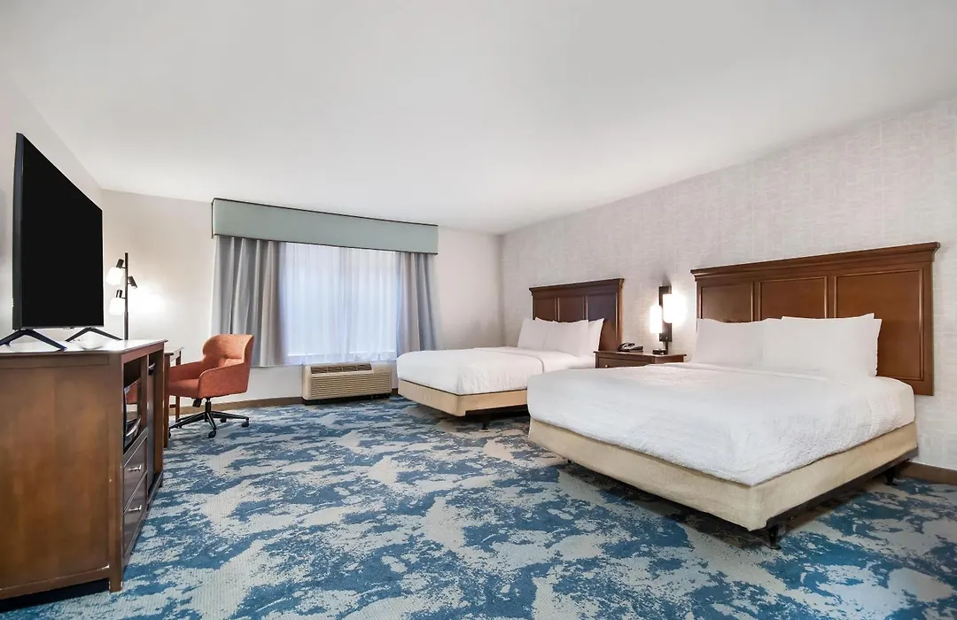 Hampton Inn Uvalde-1