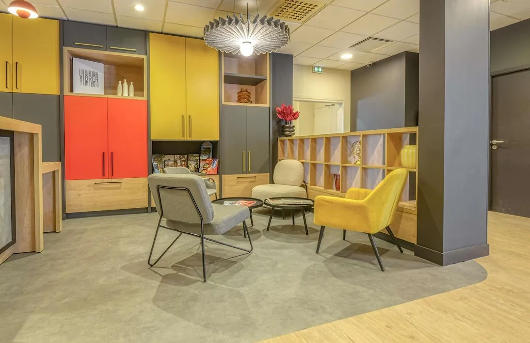 ibis Cholet-1