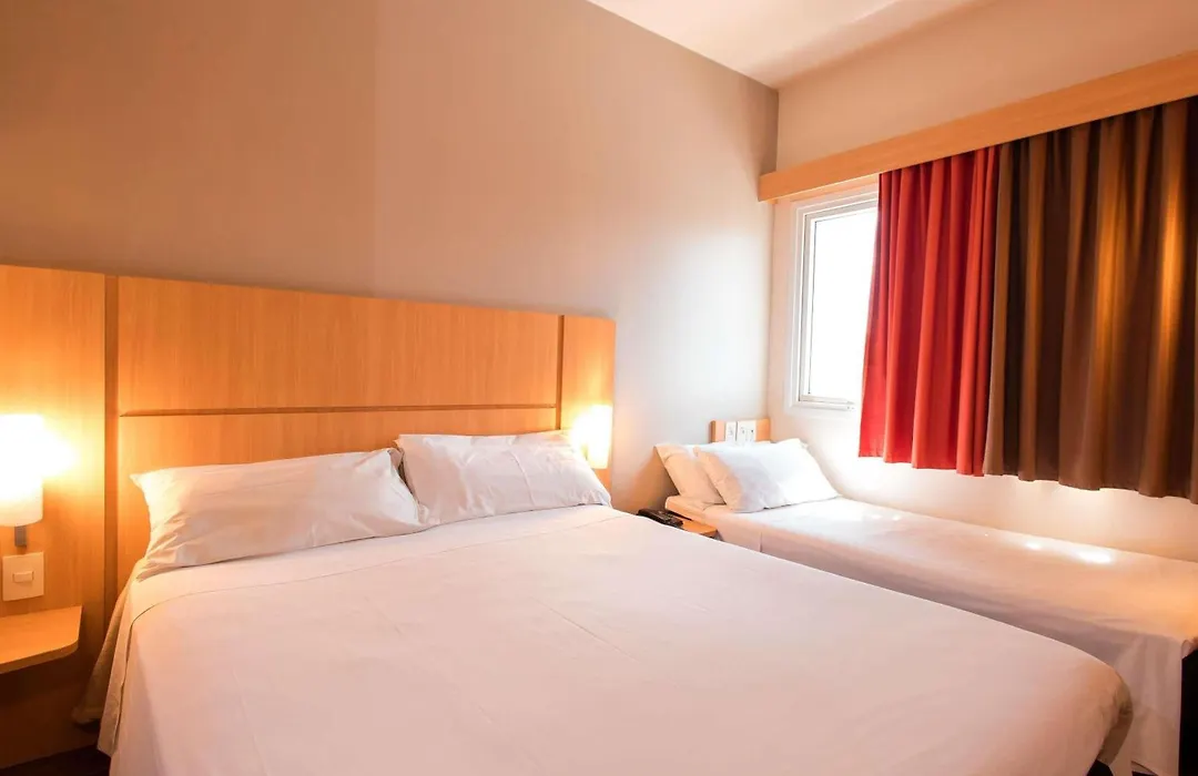 Ibis Presidente Prudente Manoel Goulart-1