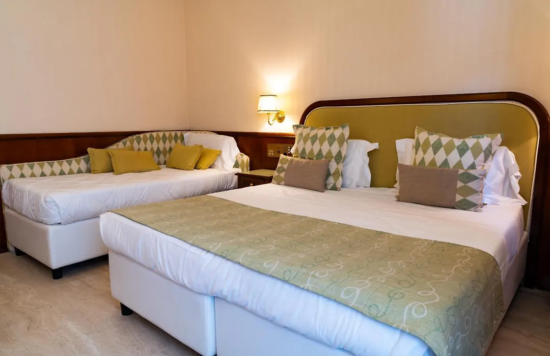 Grand Hotel Bastiani-1