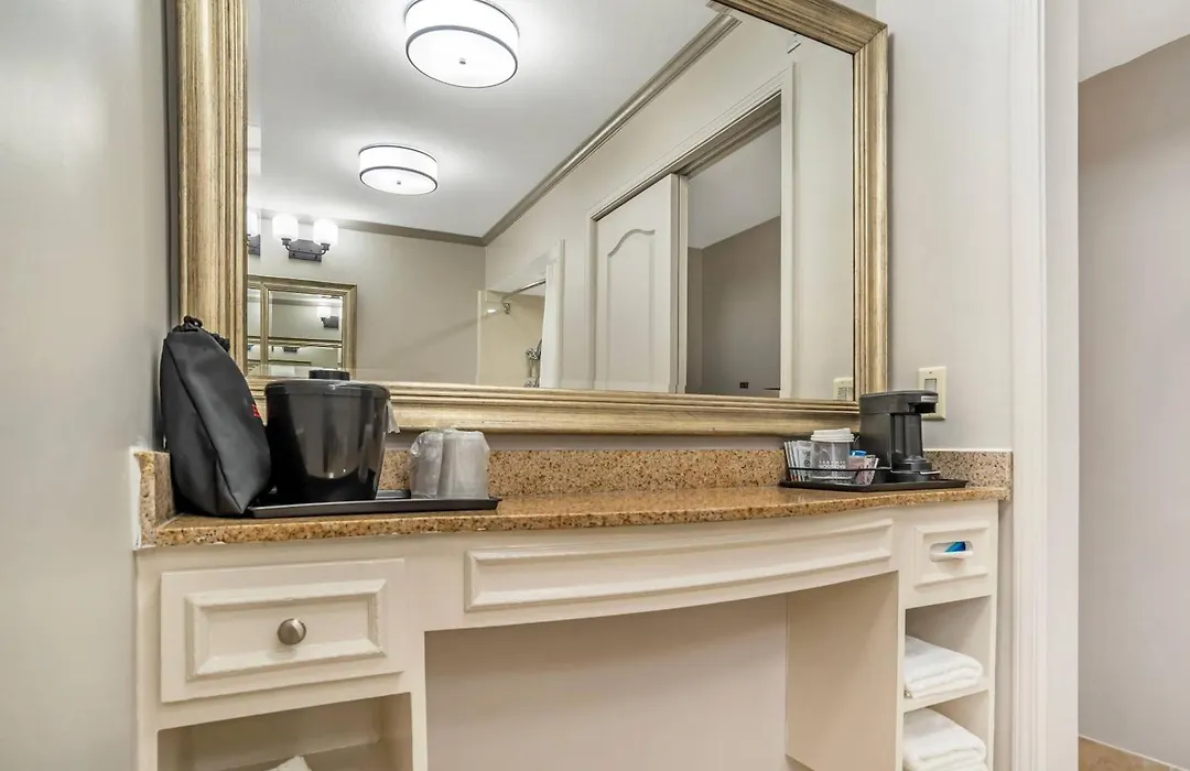 Country Inn & Suites By Radisson, Metairie New Orleans , La-1