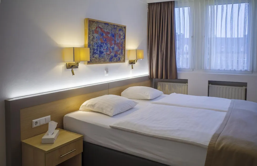Hotel Francais-1