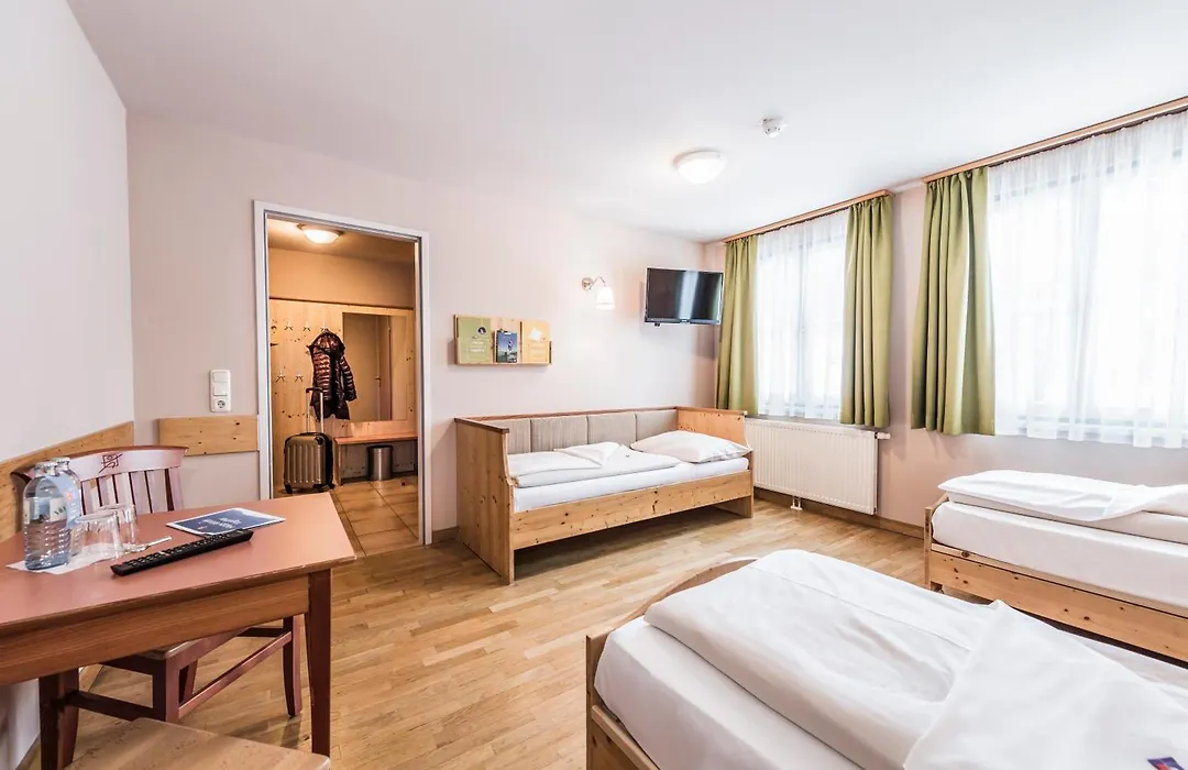 JUFA Hotel Grundlsee-1