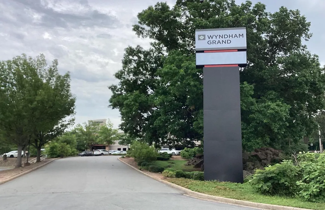 Wyndham Grand Executive Center Little Rock Airport-1