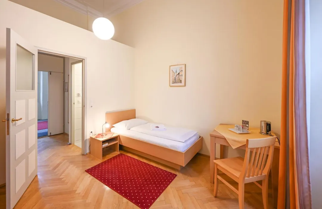 Gästehaus im Priesterseminar Salzburg-1