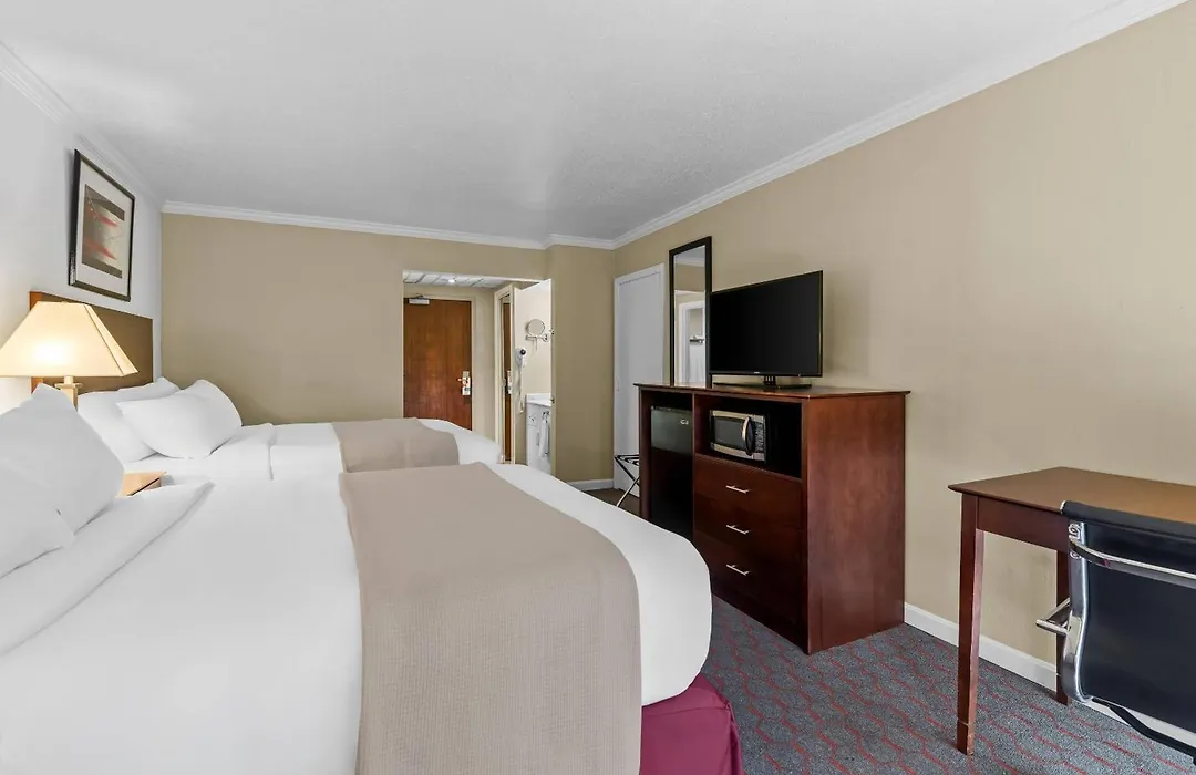 Clarion Hotel & Conference Center Lewiston-1