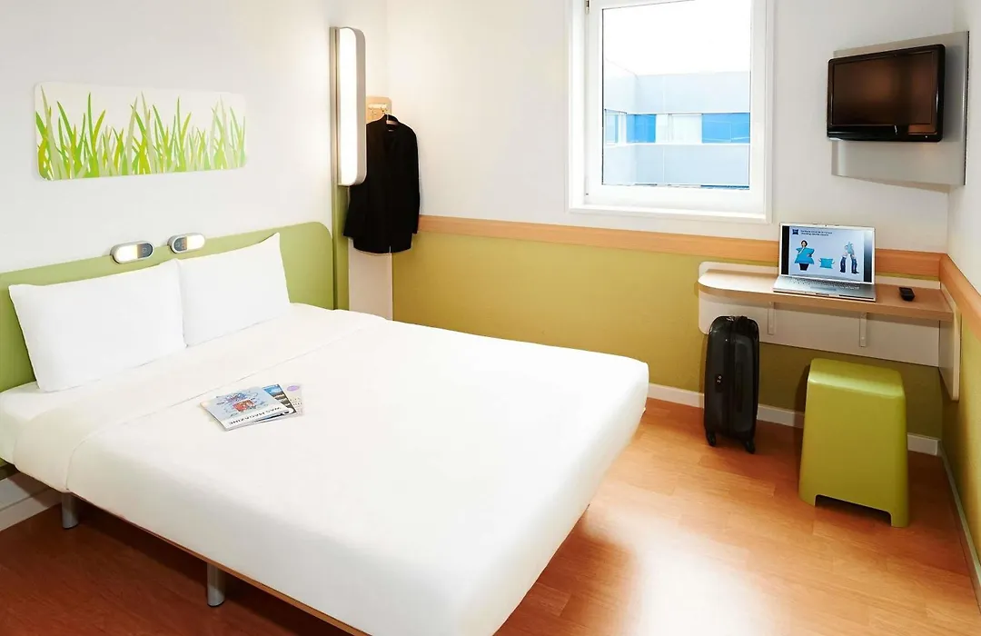 Ibis Budget Concarneau-1