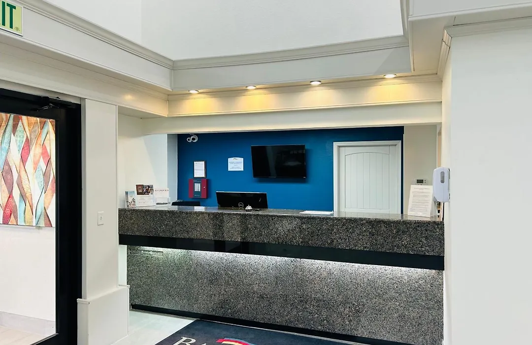 Baymont By Wyndham Ardmore I-35-1