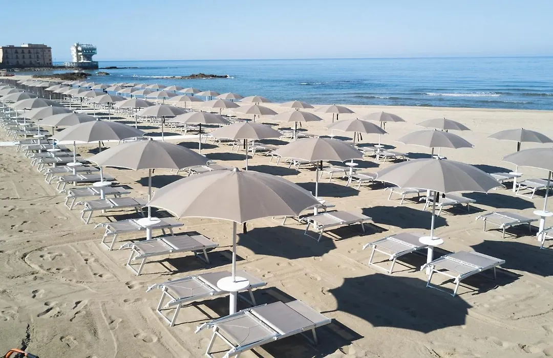 Ancora Resort-1