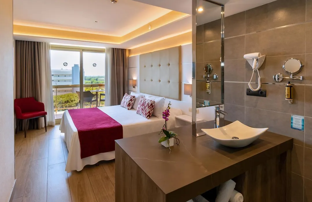 Hotel Beverly Park&Spa-1