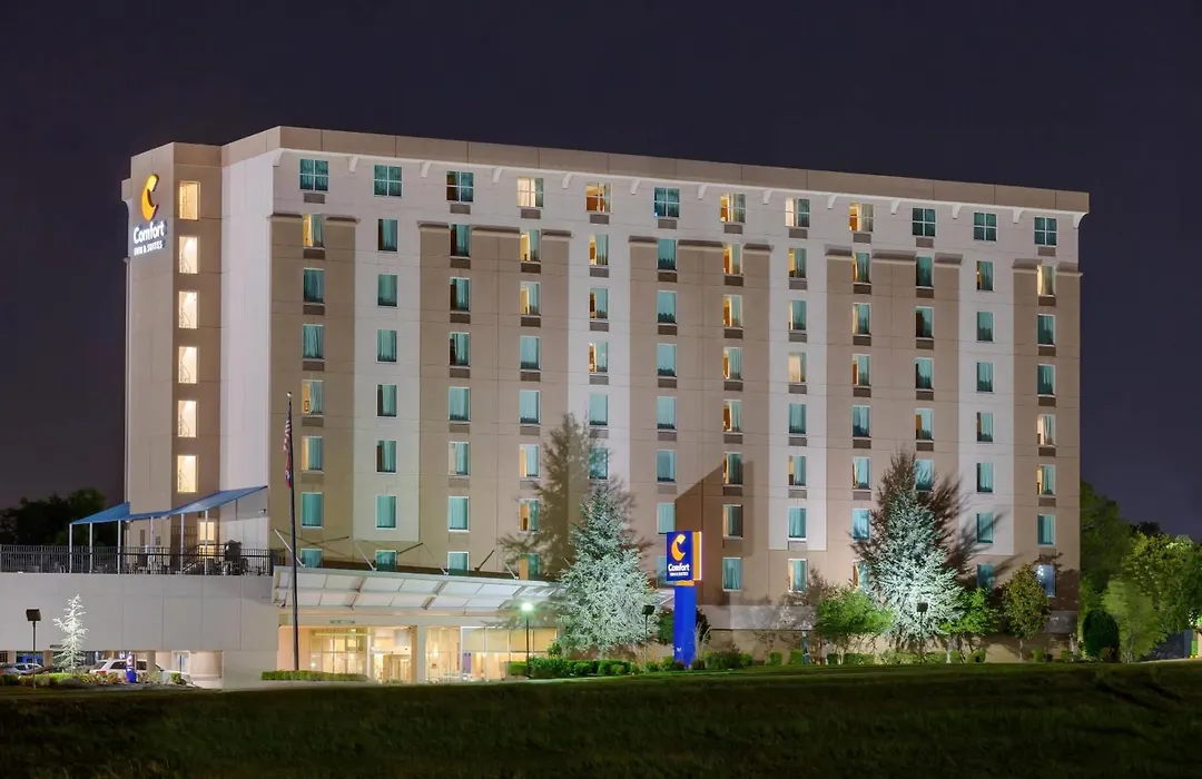 Comfort Inn & Suites Presidential-1