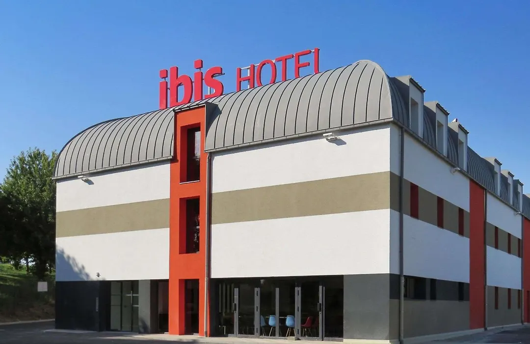 ibis Soissons-1