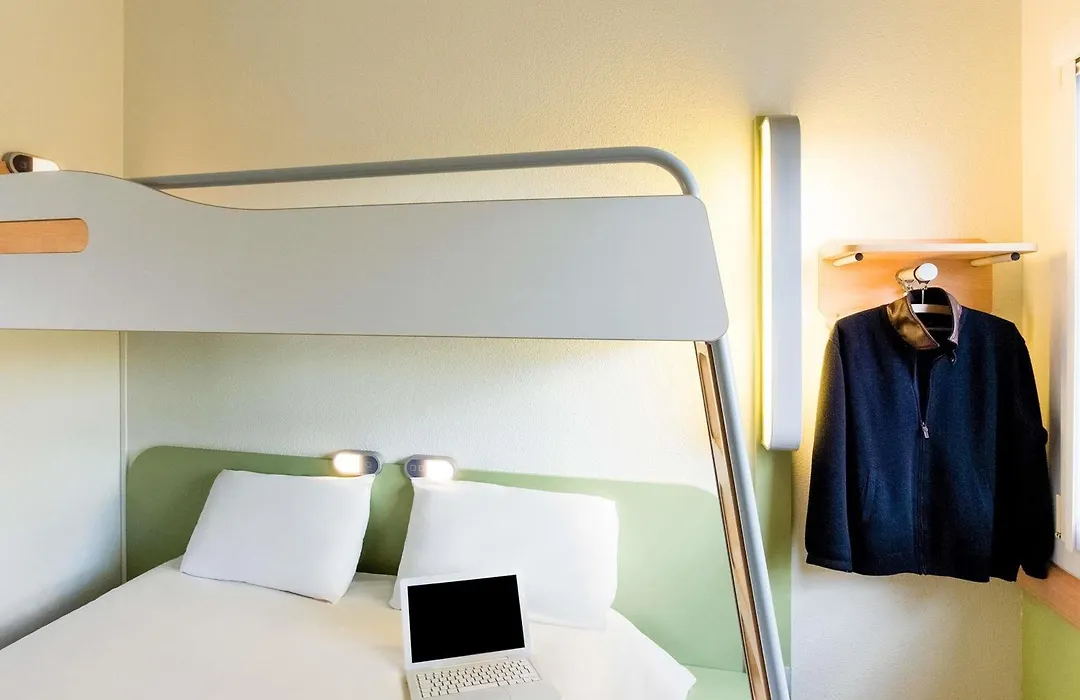 Ibis Budget Givet-1