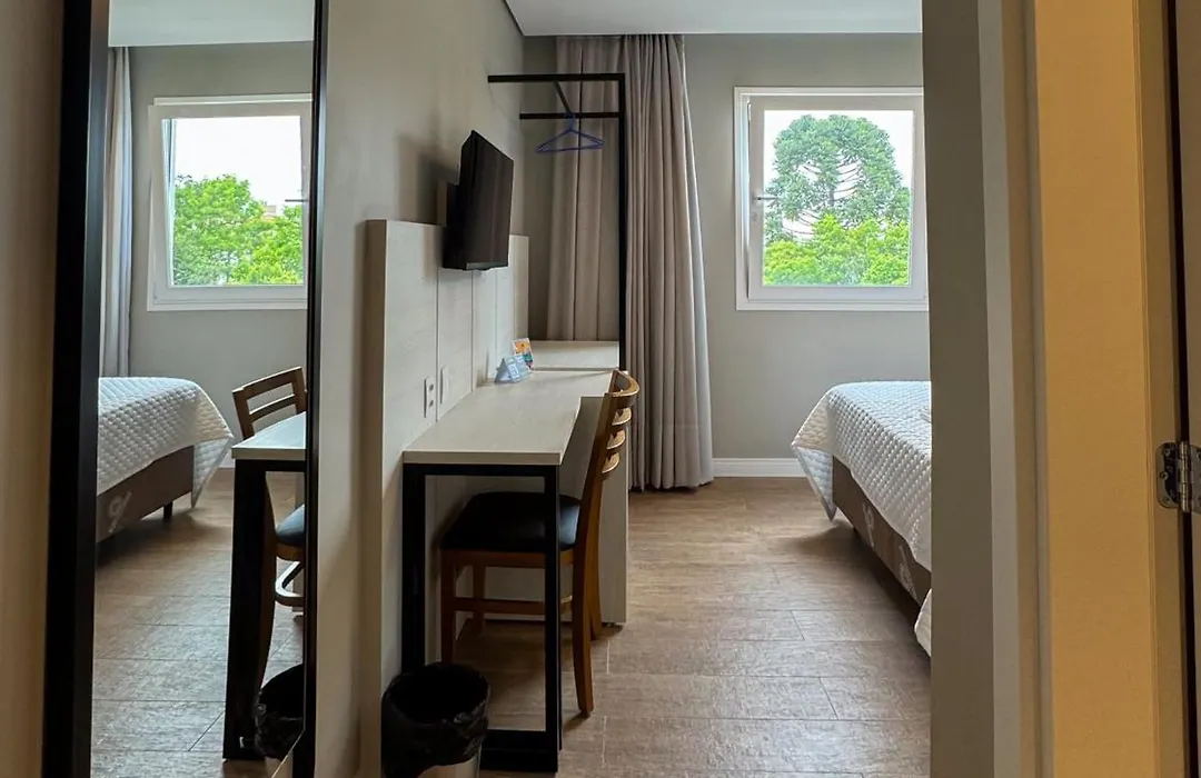 Hotel Emacite Flex-1