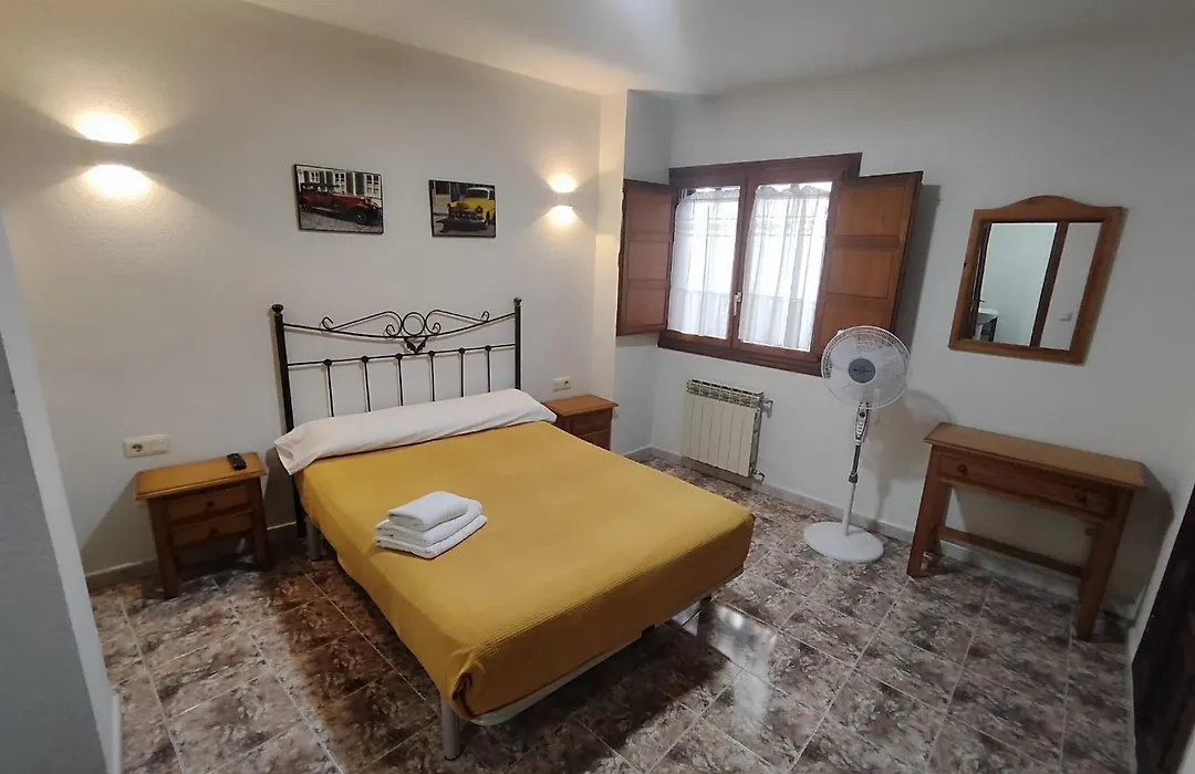 Hostal La Alberca-1